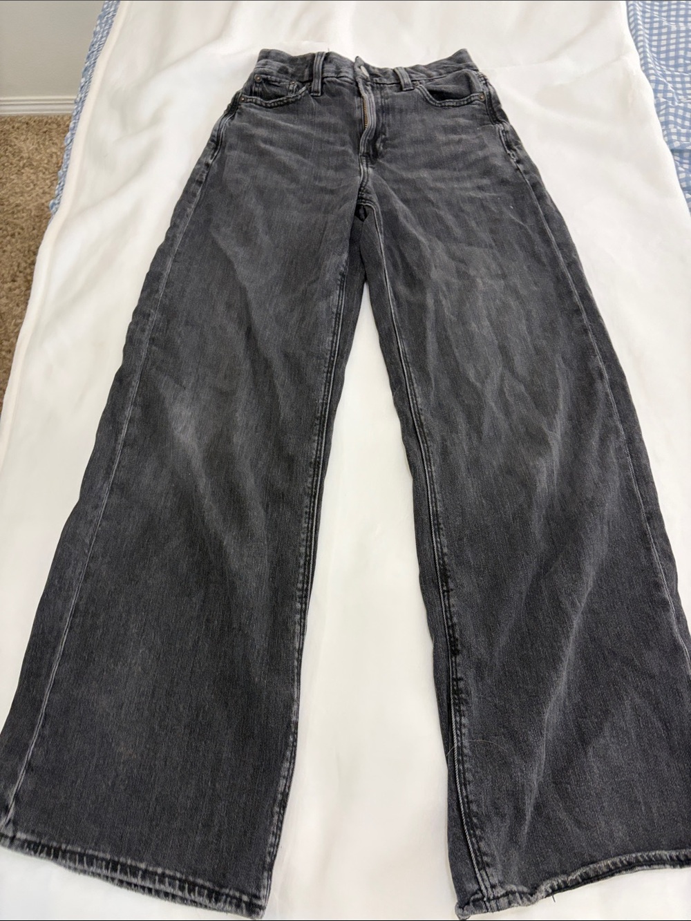 Women’s Black Wide-Leg Jeans